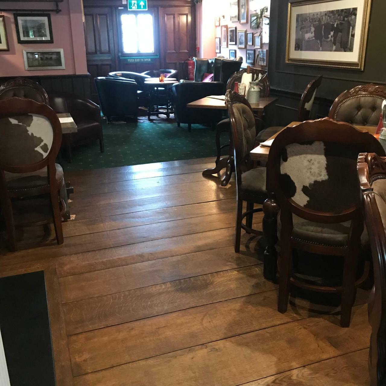 The Swan Inn Sturminster Newton Eksteriør billede